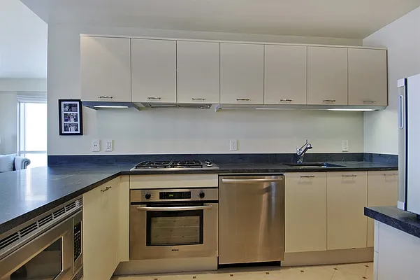 Sold by Corcoran | media 2