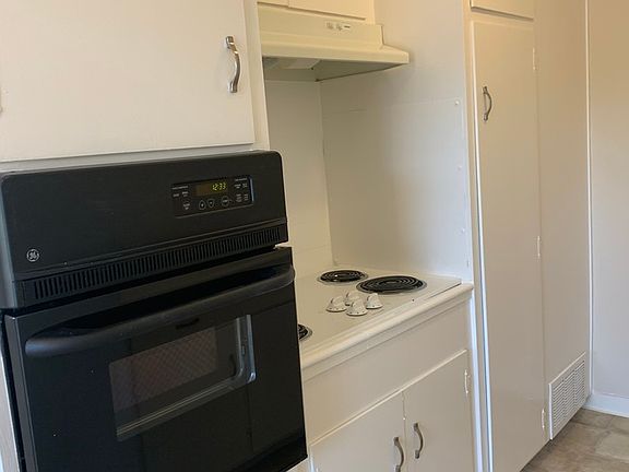 4th image of 2890 Almaden Expy APT 12