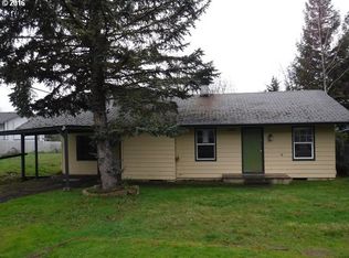 1520 NE Morris St, Roseburg, OR