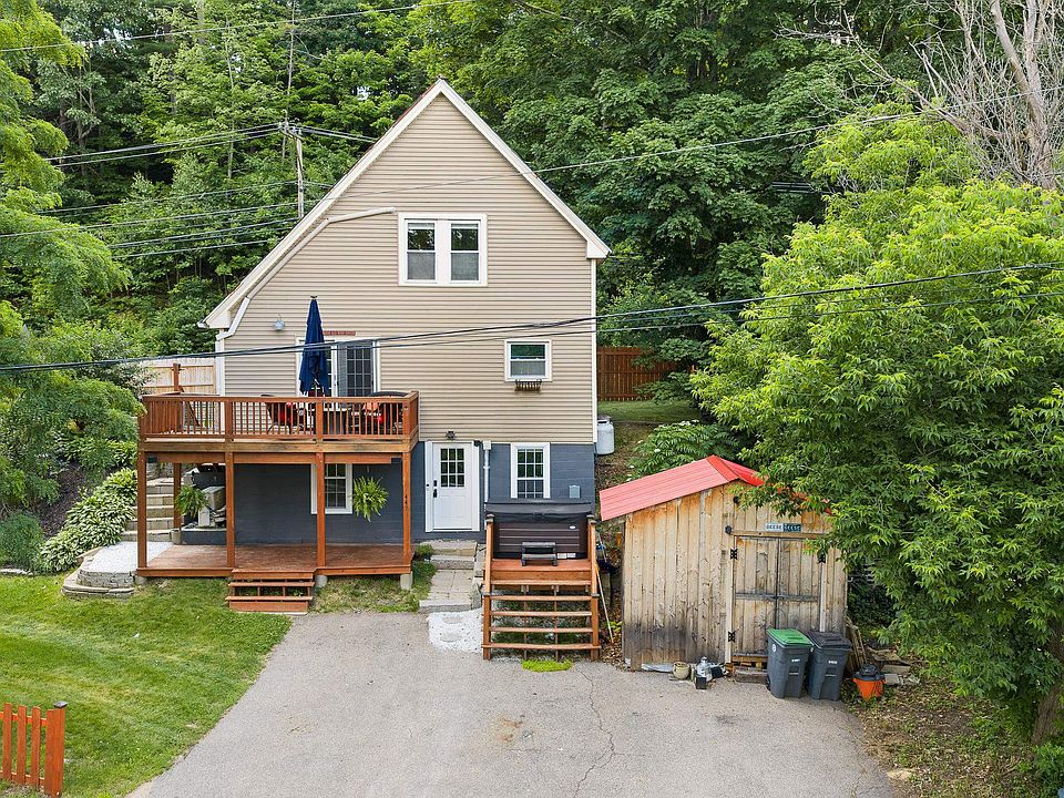 1st image of 447 West River Road