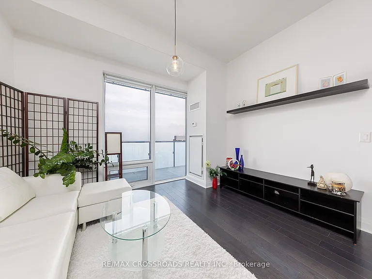 1080 Bay St #4509 — Photo 13