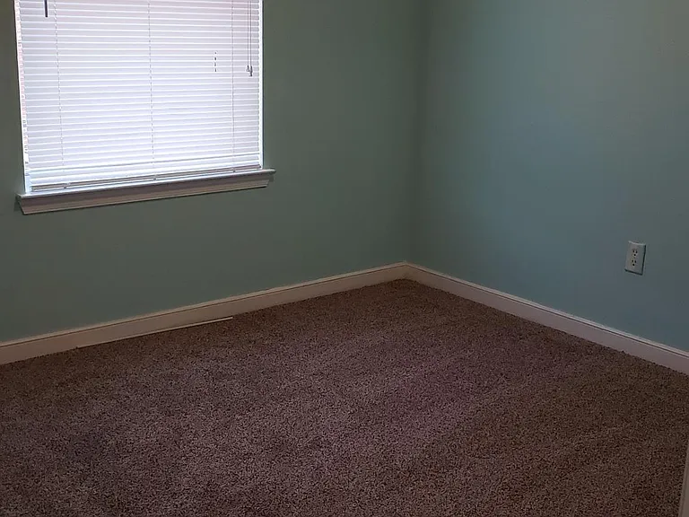 3512 E Richmond Rd — Photo 5