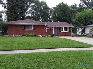 437 Shrewsbury St, Holland, OH