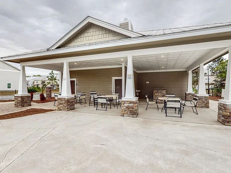 226 Date Palm Ln — Photo 29