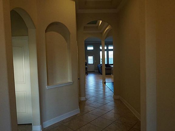 3rd image of 2705 Teal Sky Ct