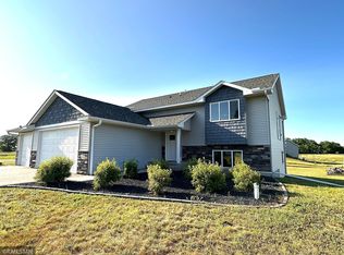 12078 282nd Ave, Zimmerman, MN 55398