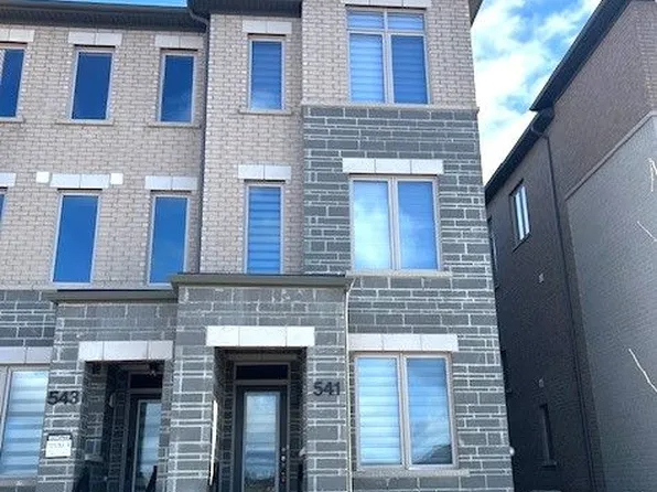 541 Vine Cliff Blvd, Markham, ON L6C 3N3