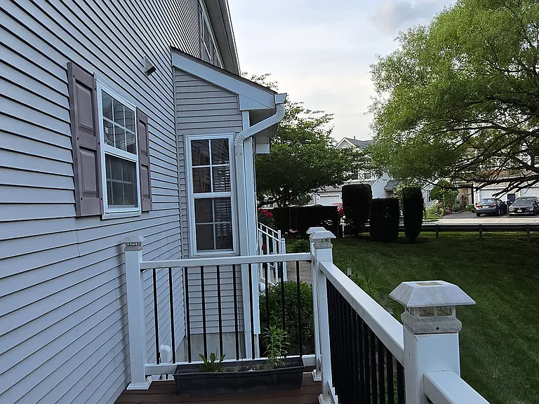 222 Fountayne Ln — Photo 25