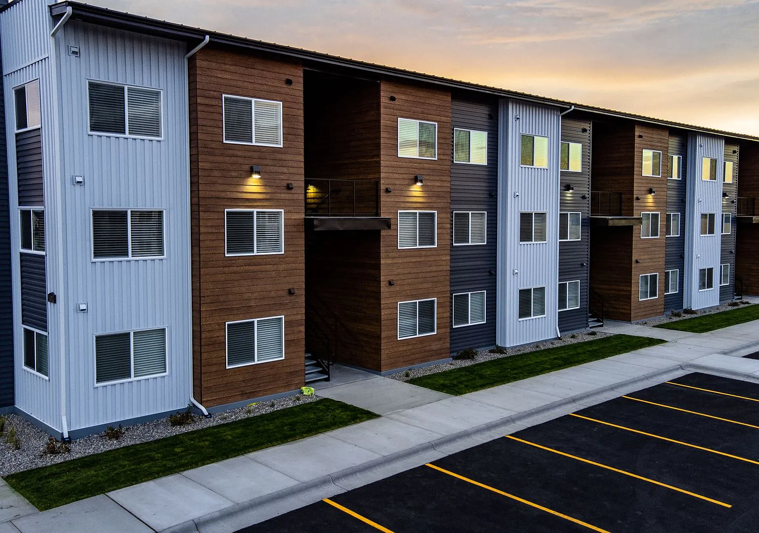Millhouse East + West — Photo 1
