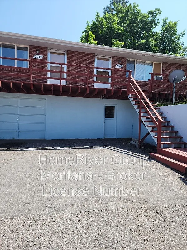 2 bed, 1.0 bath, $1,350 — Photo 1