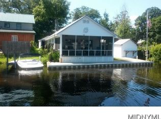 1120 Vienna Rd, Sylvan Beach, NY 13157