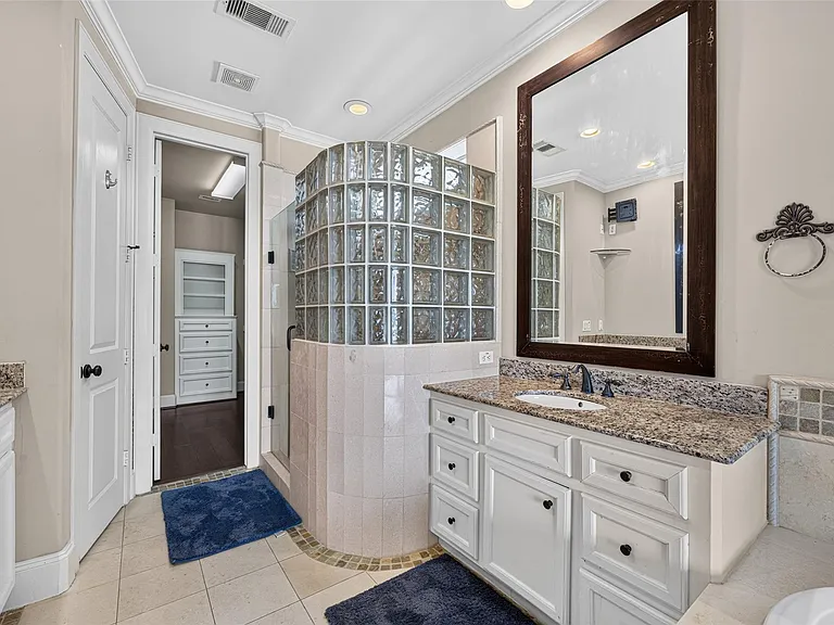 128 Drew St — Photo 31