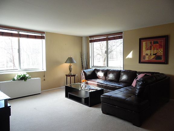 5th image of 10500 Rockville Pike Unit 223