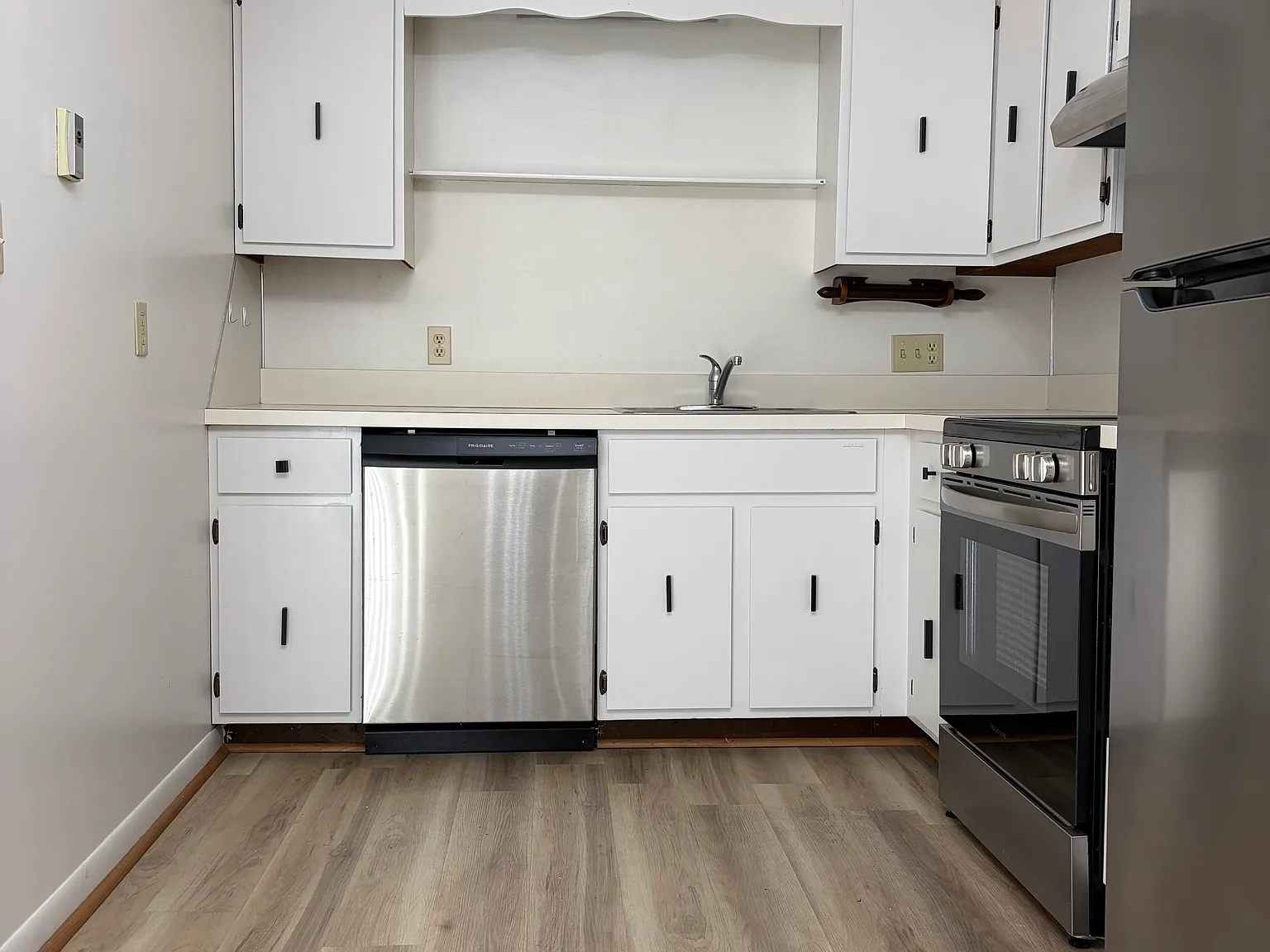 2 bed, 800 sqft, $1,175 — Photo 3