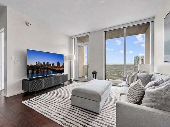 2nd image of 301 West Ave #3208