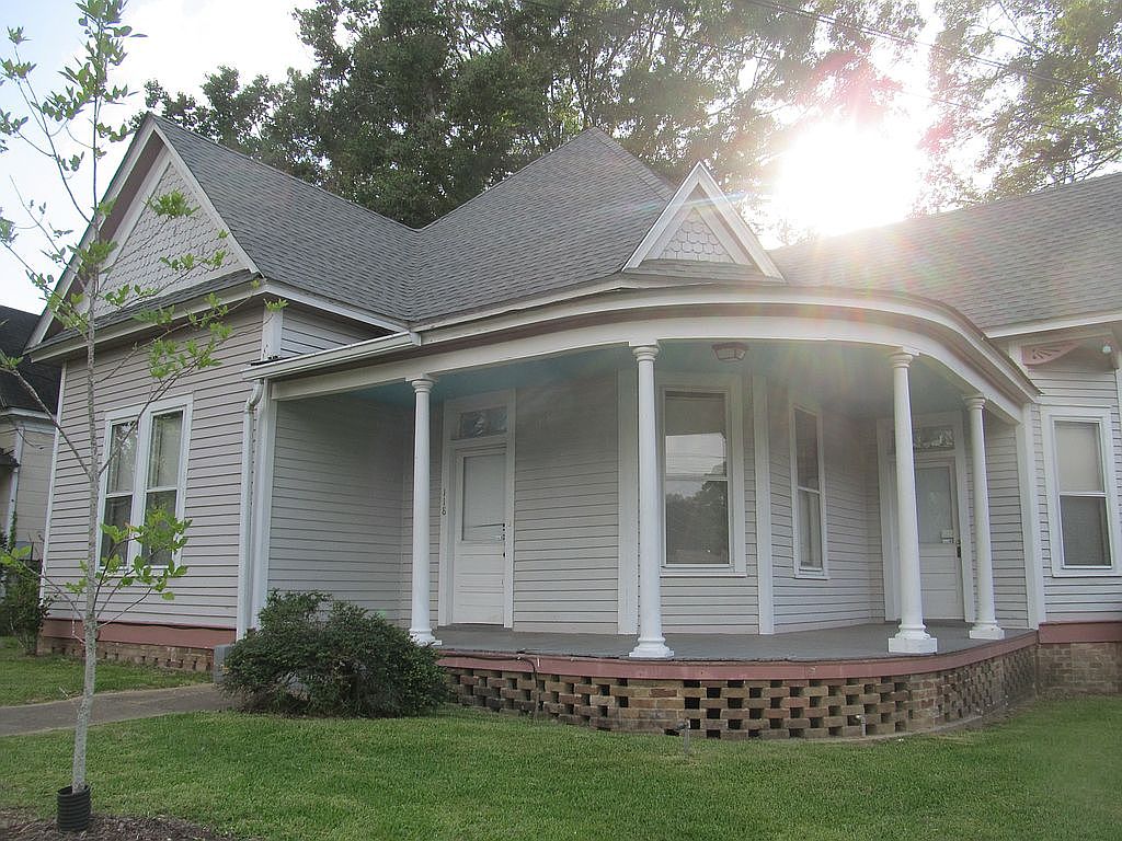 118 7th St, MS 39648 Zillow