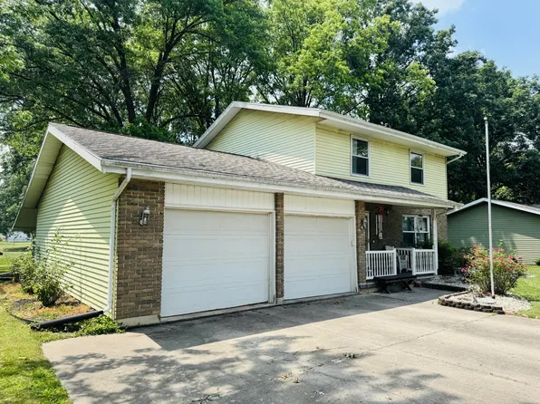 705 Magnolia St, Saint Marys, OH 45885
