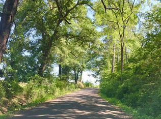 683 Saunders Rd, Big Sandy, TX 75755