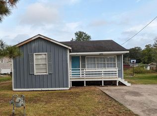 290 Hebert St, Bridge City, TX 77611