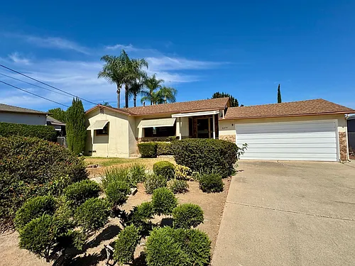 6279 Dixie Dr Photo 1