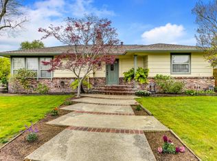 1020 Hillcrest Ave, Roseville, CA 95678