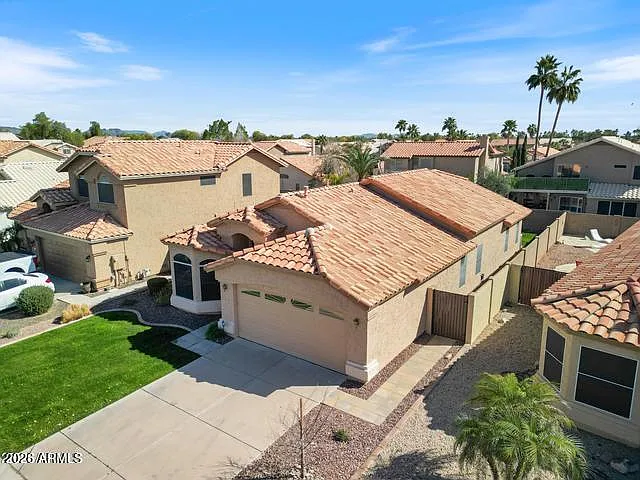 9733 W Runion Dr — Photo 3