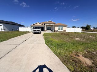 801 Desmoines Pl, Poinciana, FL 34759
