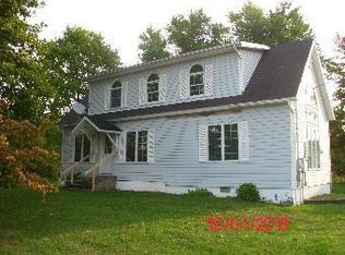 5662 Grape Rd, Bremen, IN 46506