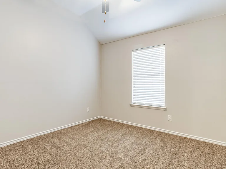 6415 Day Spring Dr — Photo 26