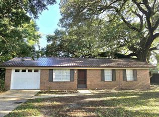 5079 Pennington Ln, Pace, FL 32571