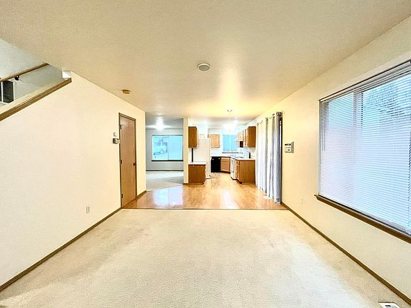 5th image of 4618 36th St NE