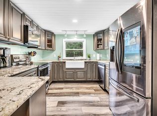 3 Hodgeman Ave, Saco, ME 04072