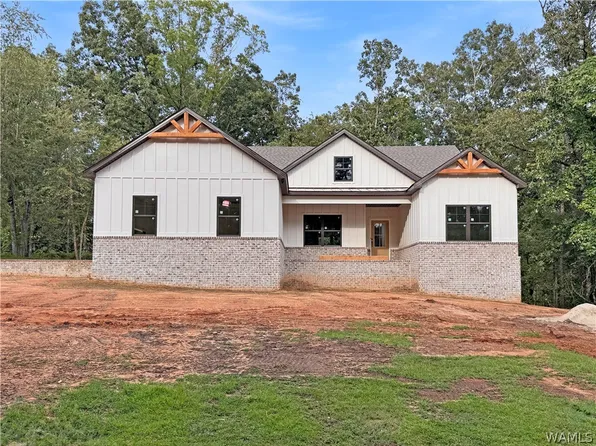 13765 Frank Lary Rd, Northport, AL 35475