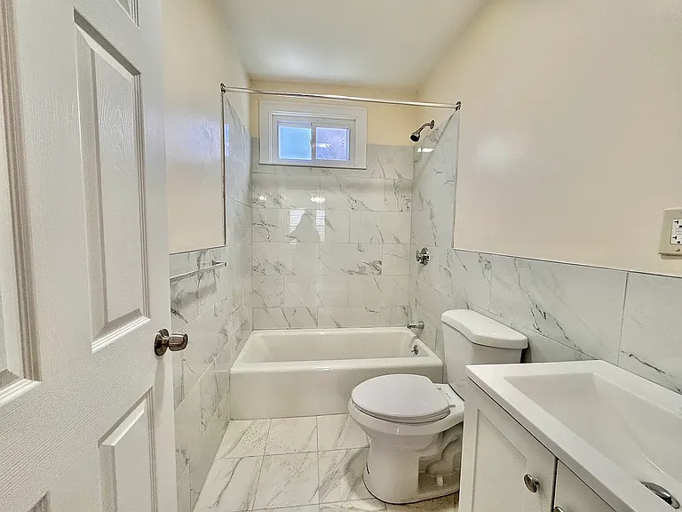 12 Boyd St #3A — Photo 10