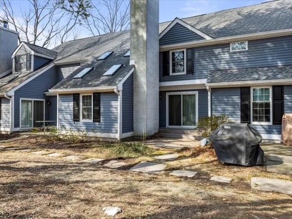 10 Countryside Dr, Bernards Twp., NJ 07920