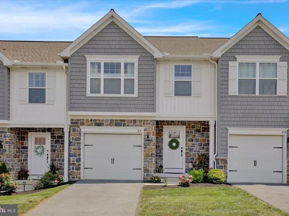 82 Beech Tree Ct, Annville, PA 17003