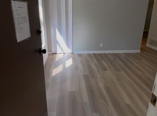 321 W I St APT C, Swansea, IL 62226