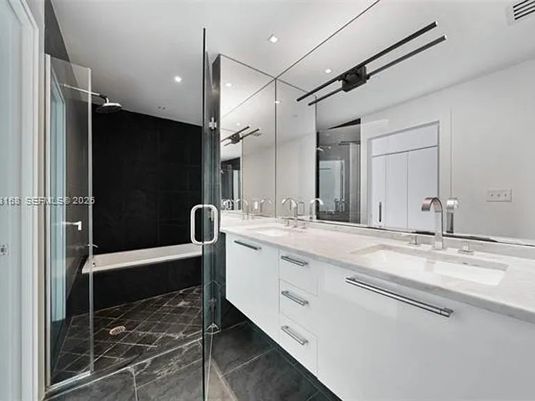 900 Biscayne Blvd #4006 — Photo 7