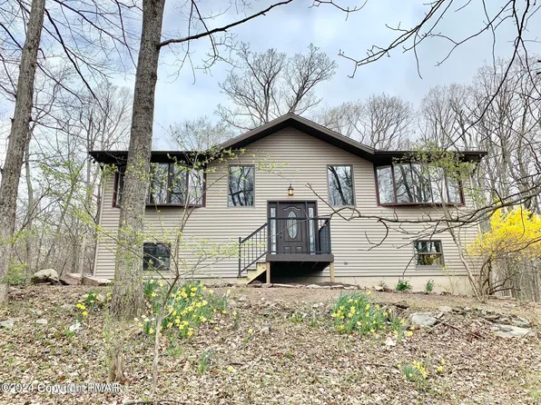 115 White Oak Ct, Tannersville, PA 18372