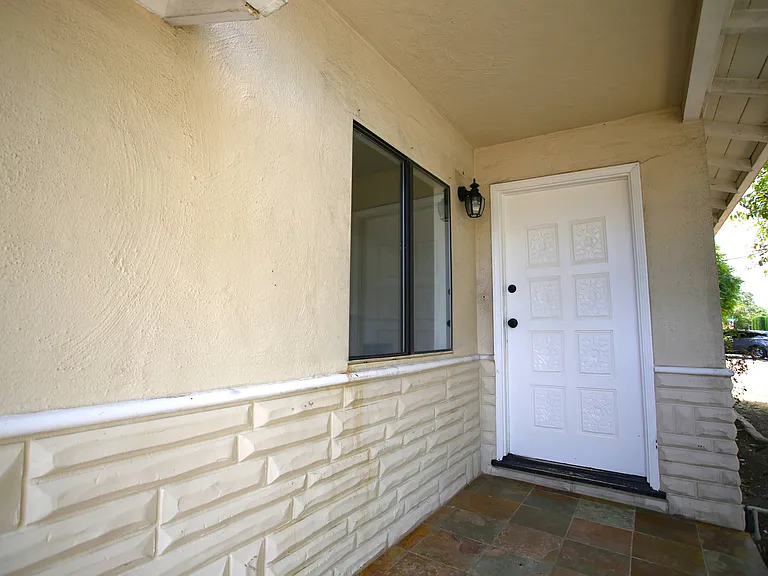 2020 Leland Way — Photo 5