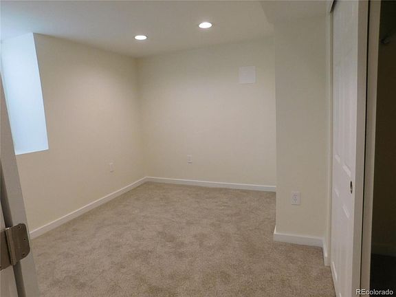 5th image of 3130 N Clayton St