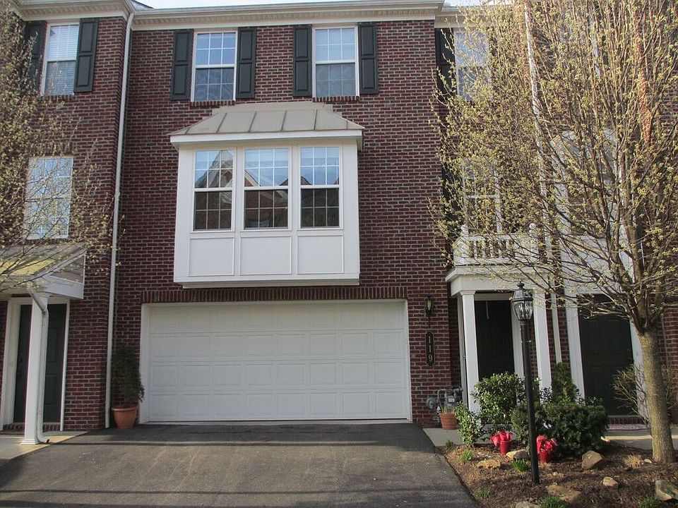 1st image of 119 Chapel Harbor Dr