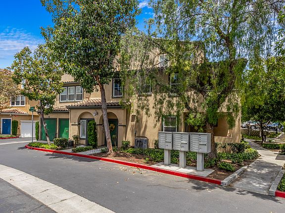 3rd image of 4480 Avenida Aquila #`