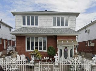 16443 96th St, Howard Beach, NY