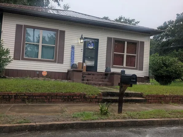 724 S Appletree St, Dothan, AL 36301