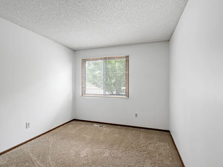 13317 Zenith Ln — Photo 14