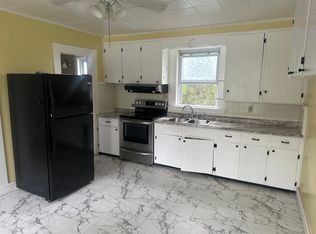 210 Main St #1, Manchester, NH 03102