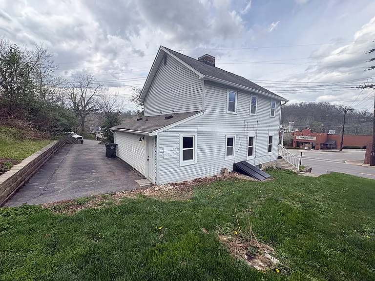 502 Main St — Photo 14