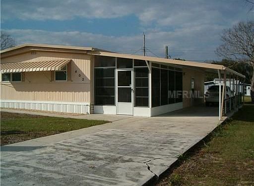 1st image of 402 Martin Dr