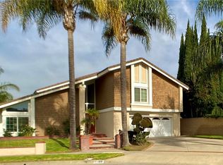 11185 McCabe River Cir, Fountain Valley, CA 92708